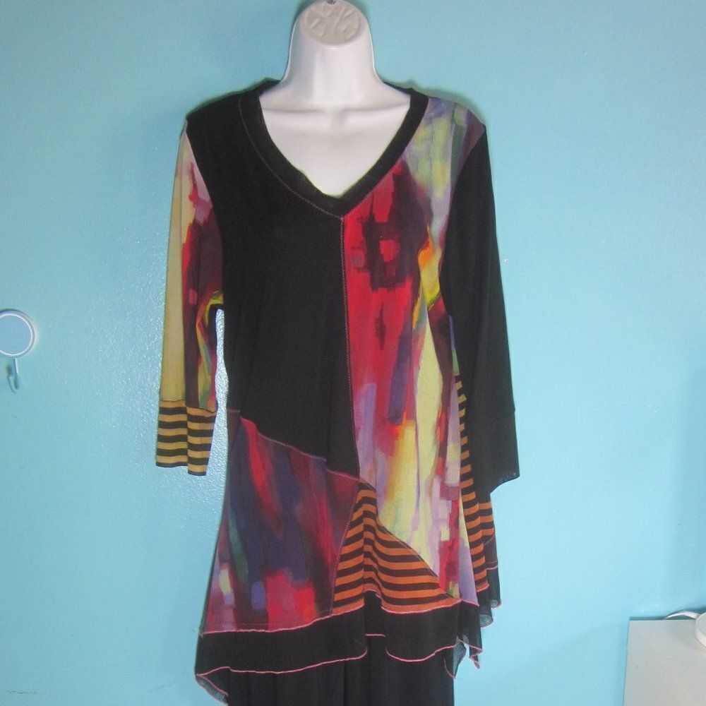 Lior Paris Womens Size L  V -Neck Asymmetrical Hem Colorful Tunic Blouse Top